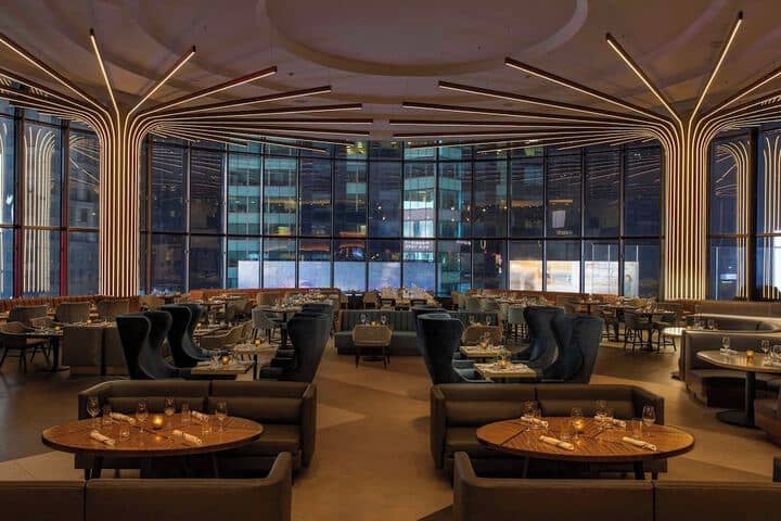 Lounge 70 of 117