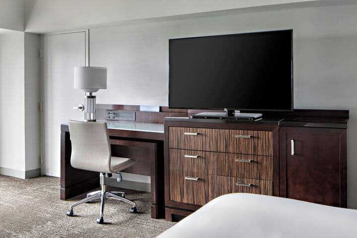 Room 9 of 117