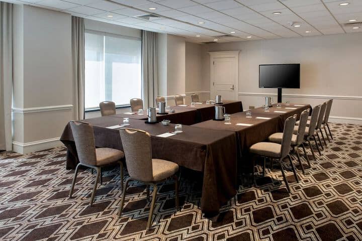 Meeting facility