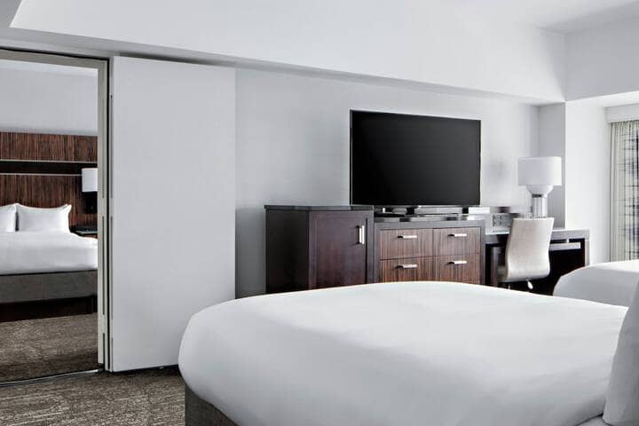 Room 11 of 117