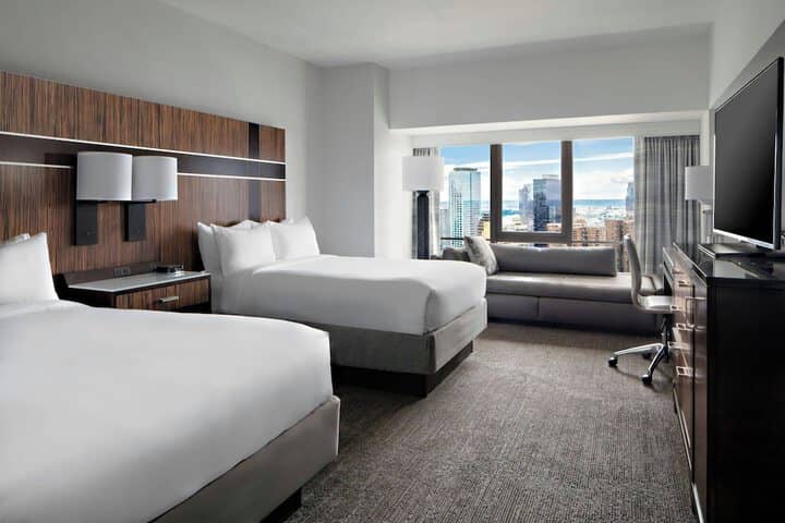 Room 10 of 117