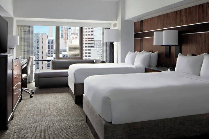 Room 7 of 117